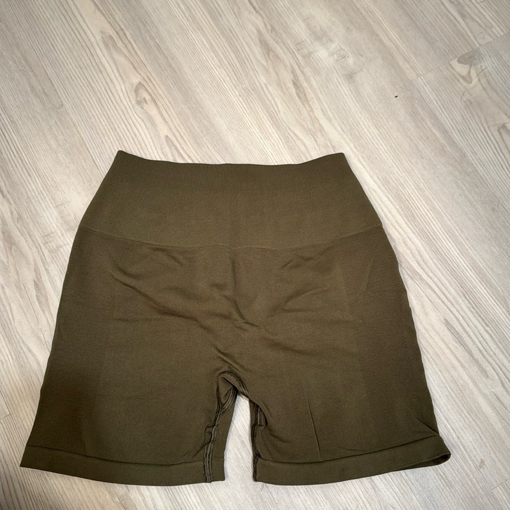 Alphalete gym shorts